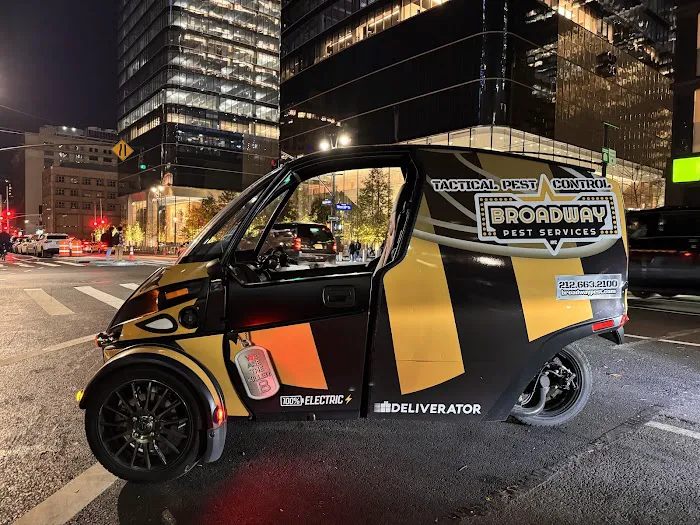 Broadway Pest Services Retail store & Service Center Picture 2