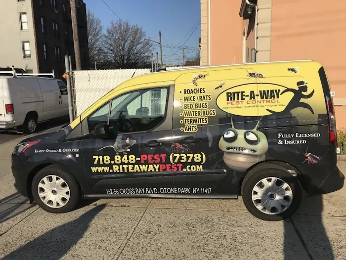 Rite-A-Way Pest Control Picture 7