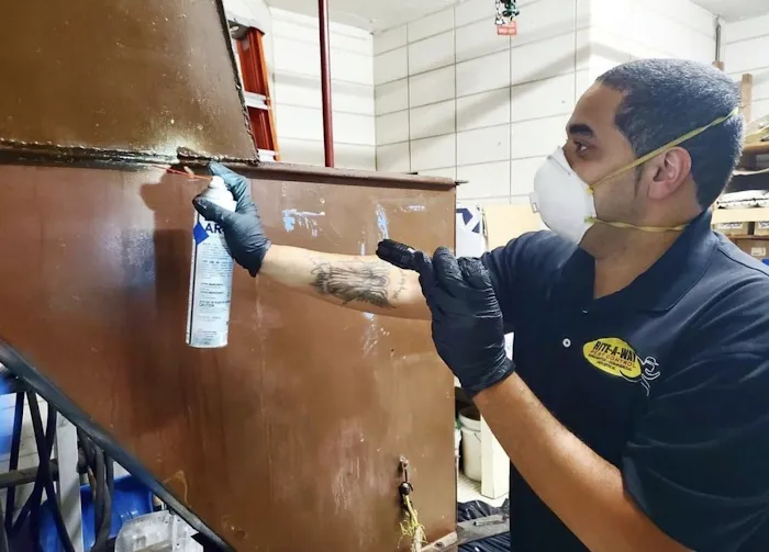 Rite-A-Way Pest Control Picture 9