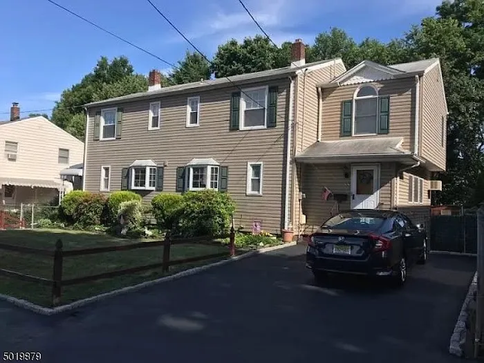 Bugging Out Termite & Pest Control Picture 3