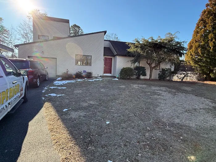 Superior Termite & Pest Control Inc Picture 4