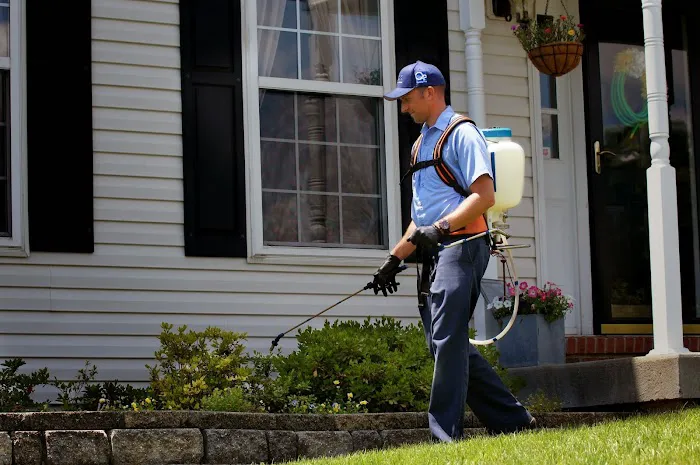 See Pest Control Picture 8
