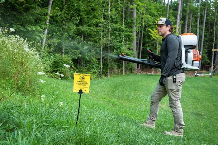 Nature's Way Pest Control - Albany NY Picture 7