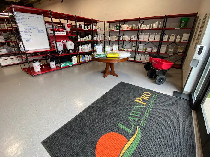 LawnPro Pest Controls and Fertilizers Picture 9