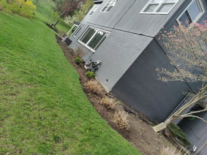 GroundUp LawnCare and Snow Removal Picture 2