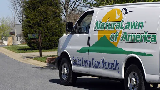 NaturaLawn of America Picture 8