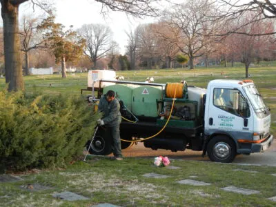 Alternative Earthcare Tick and Mosquito Spraying and Control Service Picture 9