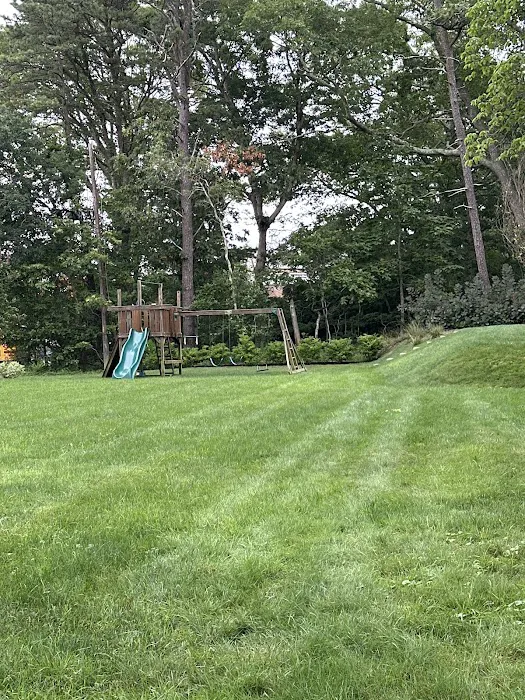 Alternative Earthcare Tick and Mosquito Spraying and Control Service Picture 6