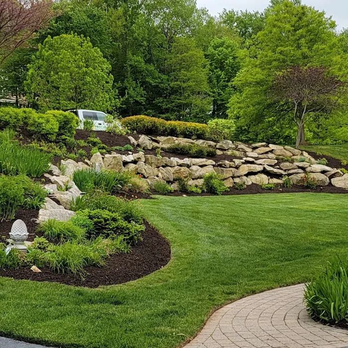 WeedX Fertilizing Picture 7