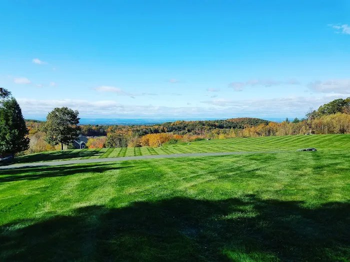 New England Lawn Care Inc Picture 3