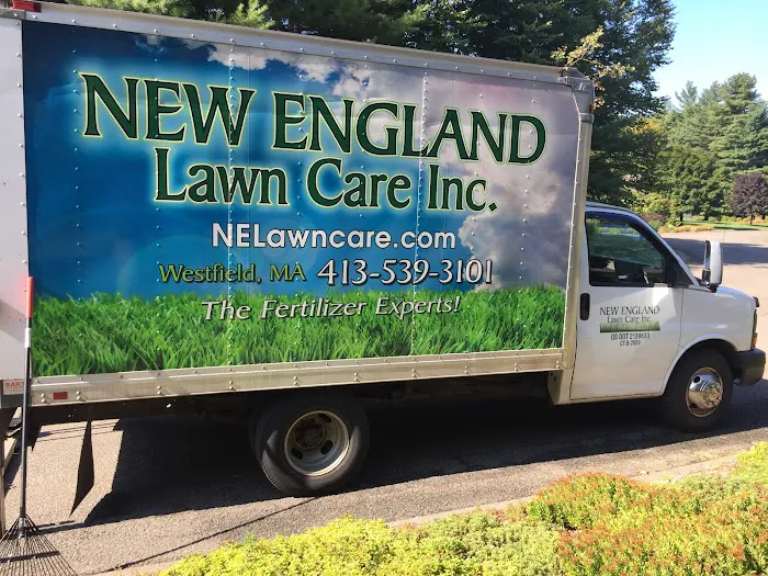 New England Lawn Care Inc Picture 2
