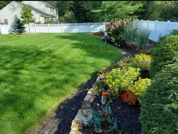 Turfhead LLC Picture 1