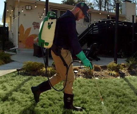 Go Green Lawn and Pest Control
