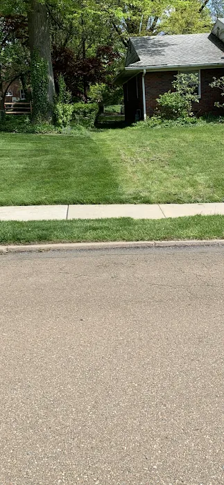 Cedarcrest Fertilizing Picture 3