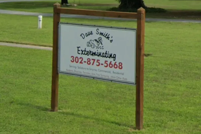 Dave Smith's Exterminating Picture 2