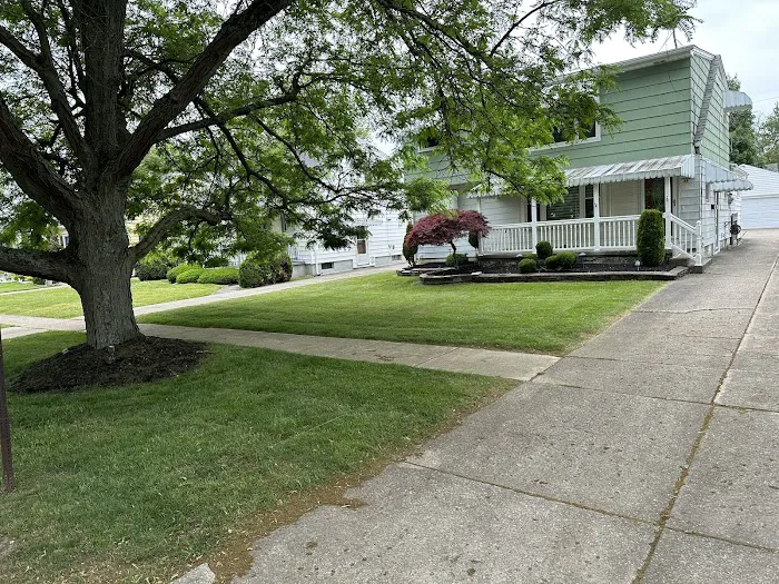 Buffalo Lawn & Pest Services Picture 4