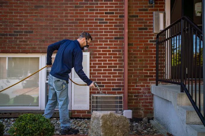 B & B Pest Control Picture 3