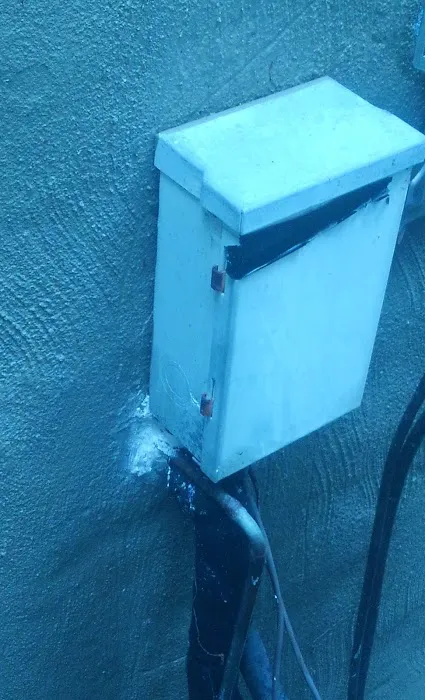 Van-Cal Pest Solutions LLC Picture 2