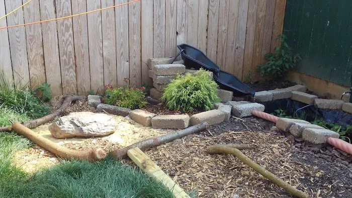 Van-Cal Pest Solutions LLC Picture 9