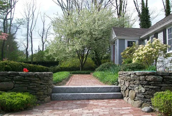 Green Sphere - Lawn Care, Tree & Shrub Care, Tick, Mosquito & Perimeter Pest Control Picture 8