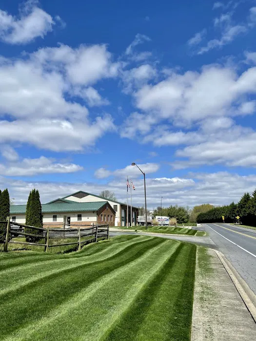 Pro Grass Inc. Picture 9