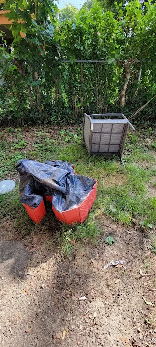 Ruggery's Pro Pest Control Center Picture 6