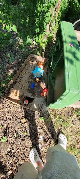 Ruggery's Pro Pest Control Center Picture 2