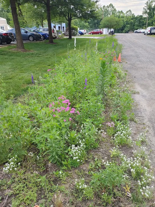 MRW Lawns, Inc. Picture 7
