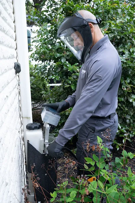 Holiday Termite & Pest Control Picture 4