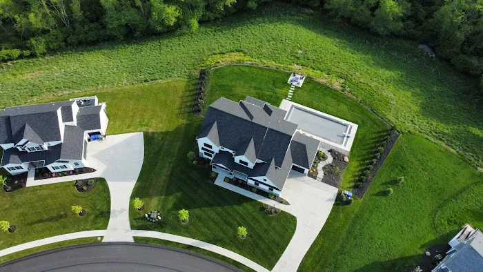 Custom Lawn Care Picture 10