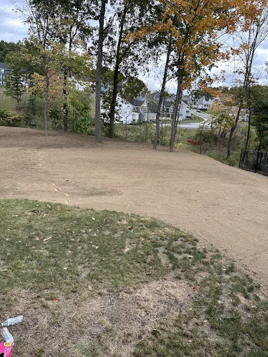 Custom Lawn Care Picture 9