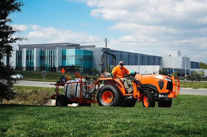 Bull Run Turf Care & Pest Control Picture 6