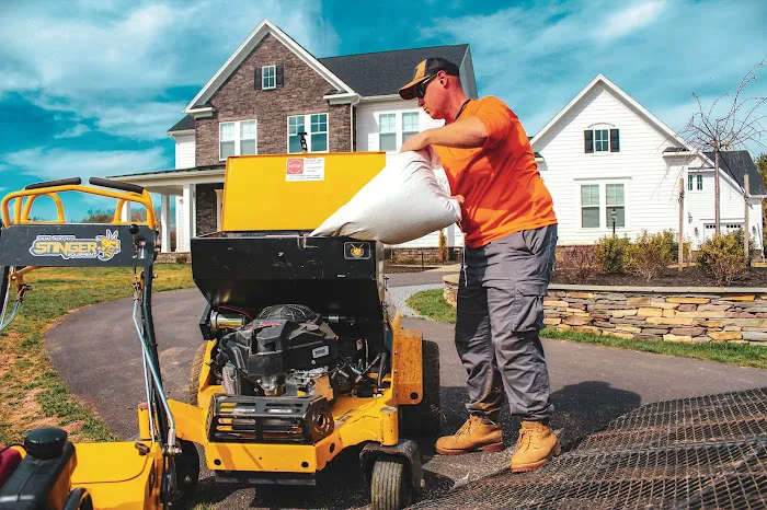 Bull Run Turf Care & Pest Control Picture 9