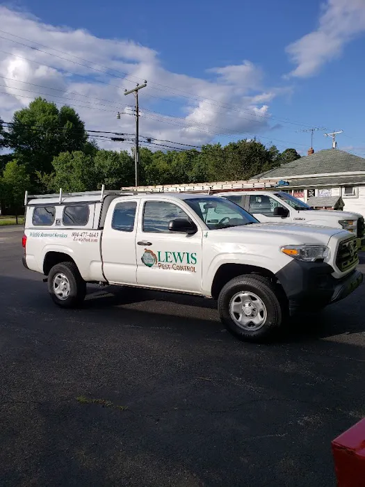 Lewis Pest Control & Wildlife Removal Picture 2