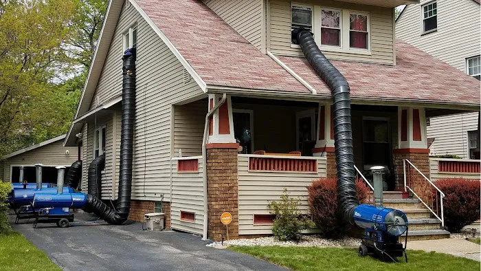 Bed Bug BBQ - Cleveland, OH - Bed bug Removal, Extermination, Whole House Clean Out Picture 1
