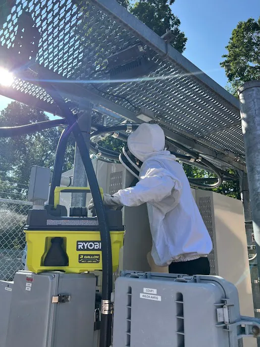 Lu-Crest Pest Control LLC Picture 8