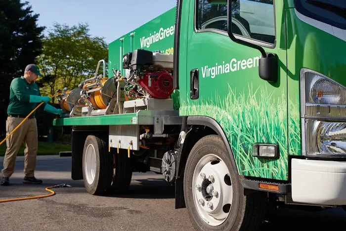 Virginia Green Lawn Care Picture 8