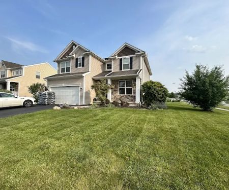 Hoffmans Lawn & Fertilization