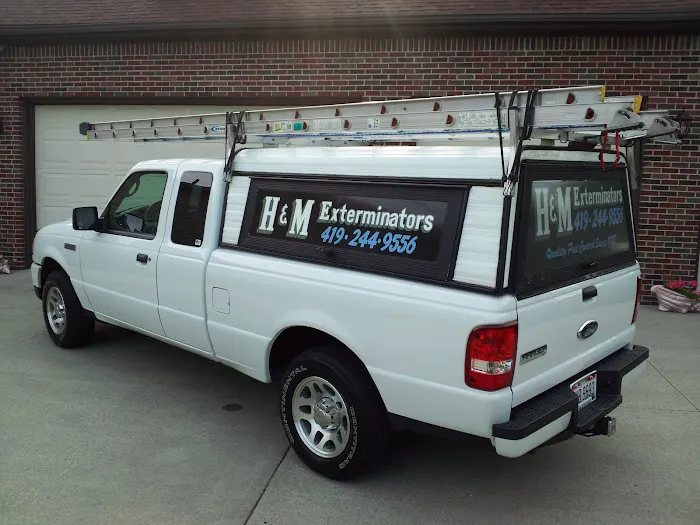 H & M Exterminators Picture 1