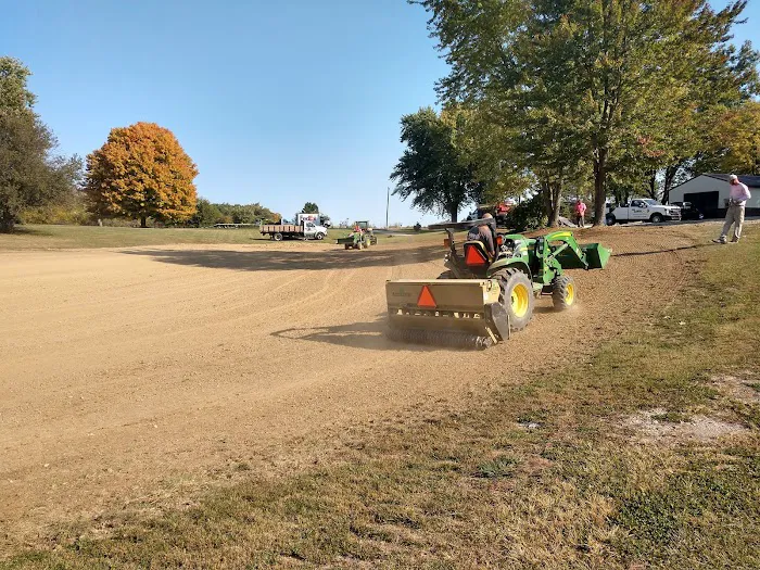 Lawn Plus LLC Picture 4