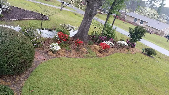 Cut & Clean Lawn Care Inc. Picture 6