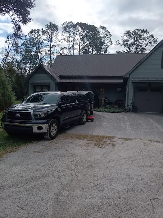 Bed Bug Specialist Picture 6