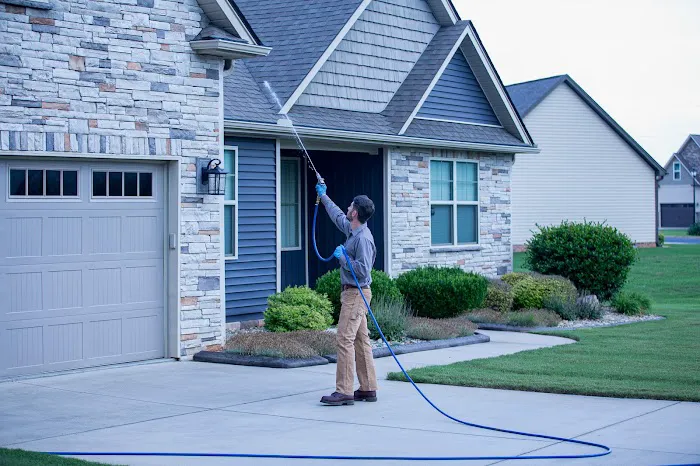 Stonewall Pest Control Picture 3