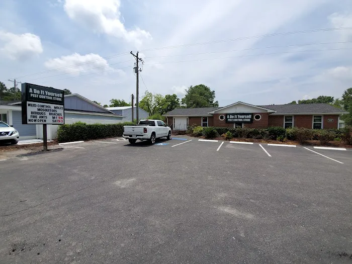A Do It Yourself Pest Control Store Picture 3