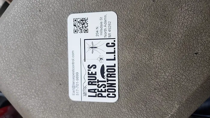 La Rue's Pest Control Picture 1