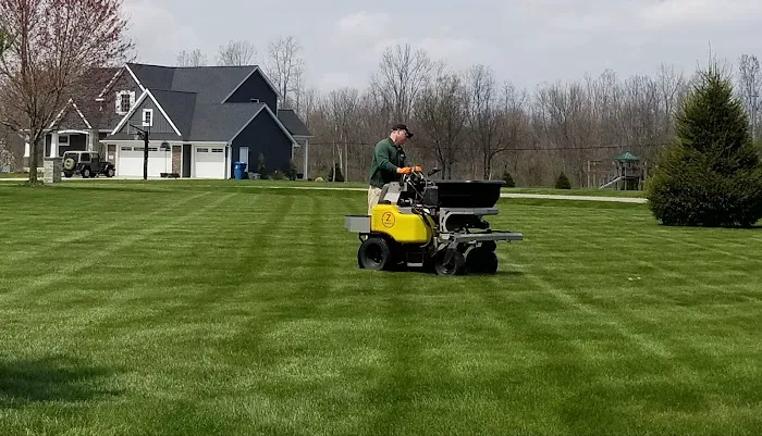 Pine Knoll Lawn Pest Control Picture 1