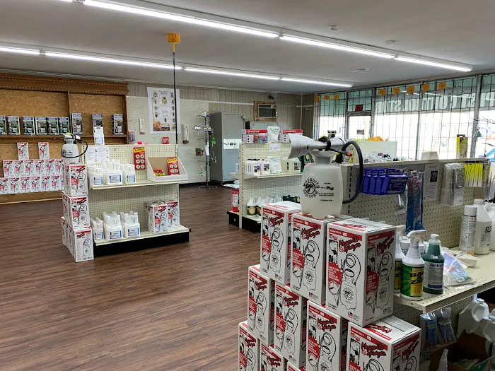 A Do It Yourself Pest Control Store Picture 2