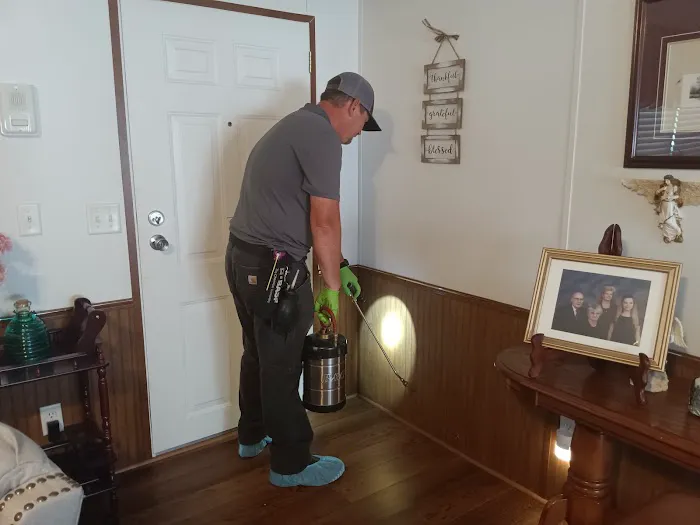 Iron City Pest Control Picture 5