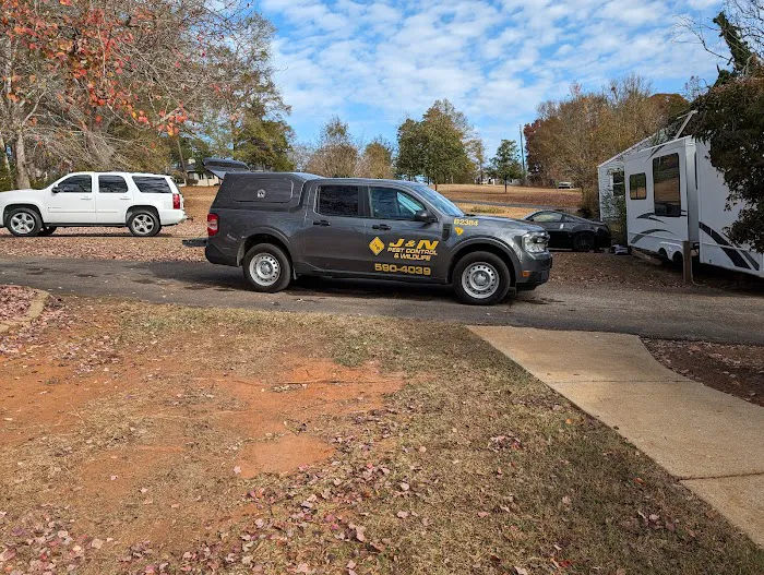 J&N Pest Control Picture 6