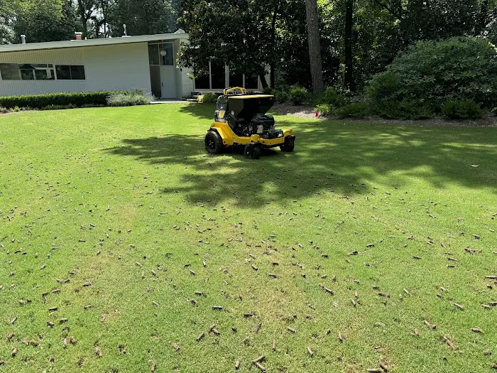 Advanced Turf Care Picture 4